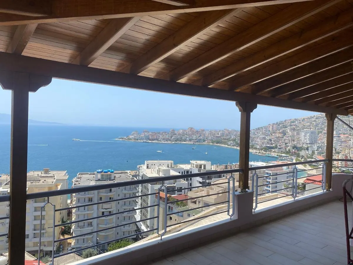 Blue Breeze Attic Apartments Sarandë